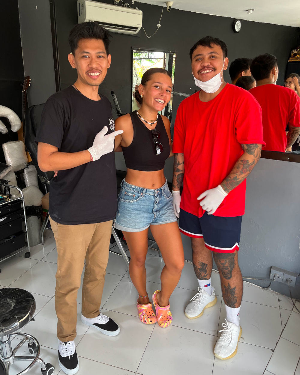 What Tattoo Studio Need To Do Everytime a Tattooing Session End?