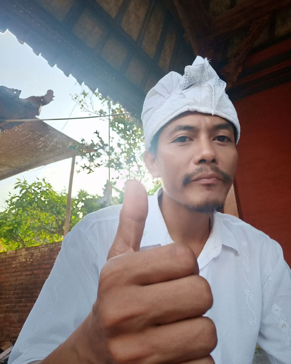 Fic of Putu Rony a.k.a Rony